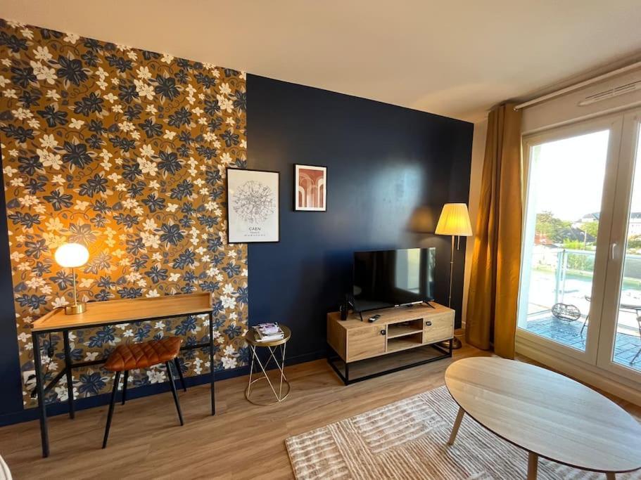 Dahlia, Appt Cosy Avec Parking Et Balcon Caen Exterior foto